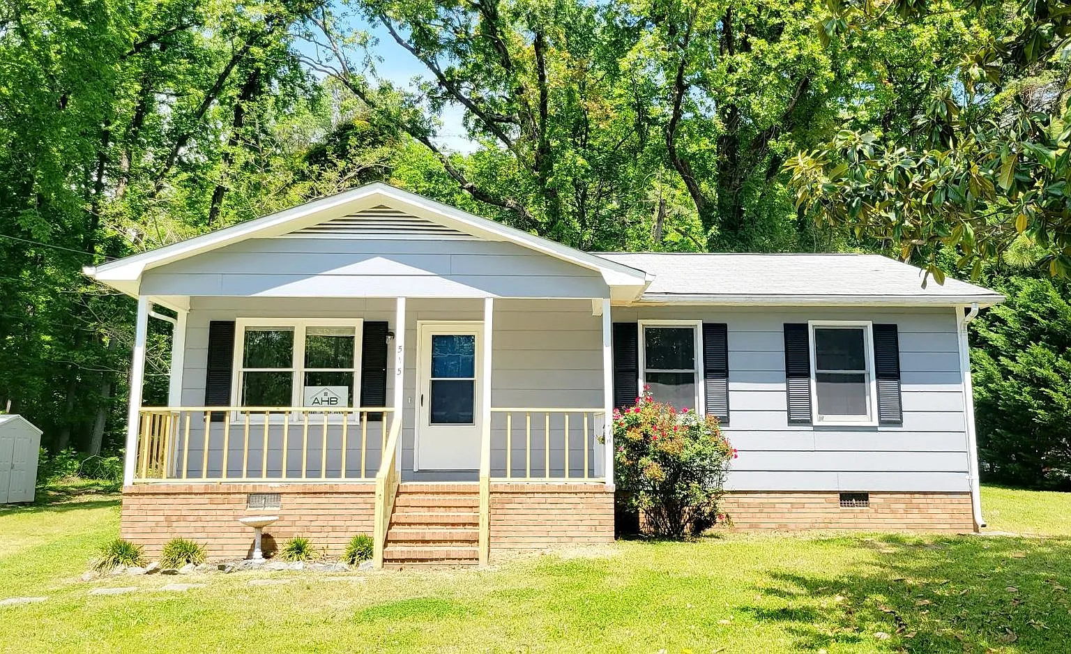 Charming 3 Bed, 1.5 Bath Home in Gibsonville $1,450/mo — Photo 1