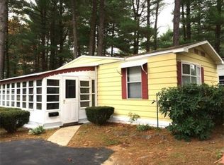 4 Fair Ln, Westfield, MA 01085