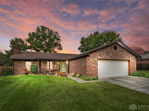 185 E Ellis Dr, Waynesville, OH 45068