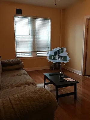 Rented by Fifth & Forever LLC | media 24