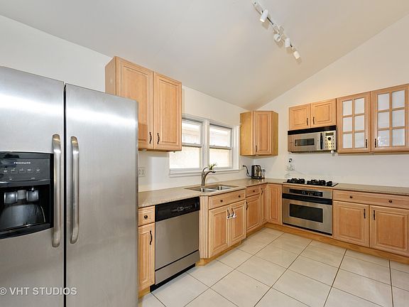 2nd image of 1351 N Lawndale Ave