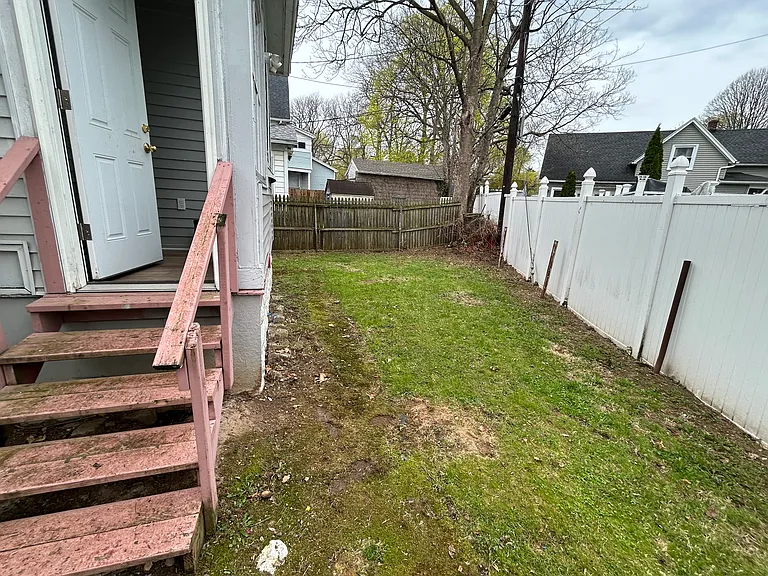 659 Seward St — Photo 20