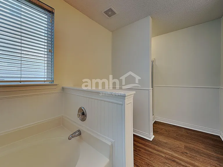 15006 Jerpoint Abby Dr — Photo 9