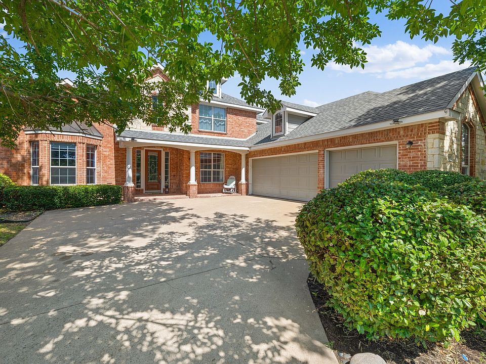 1st image of 10005 Fairway Vista Dr