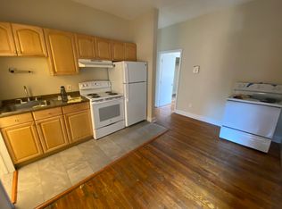 892 Huntington Ave APT 7, Boston, MA 02115