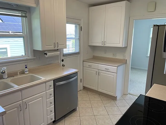 2708 W Armour St — Photo 5