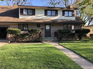 621 Webster St, Algonquin, IL 60102