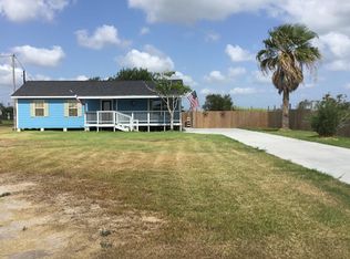 131 Janecek Dr, Rockport, TX 78382