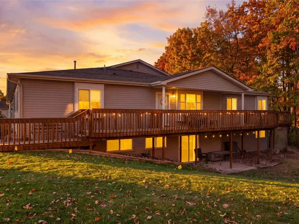 9468 Forestview Cir, Grand Blanc, MI 48439