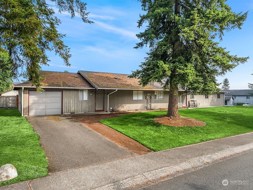 2nd image of 532 97th Drive NE