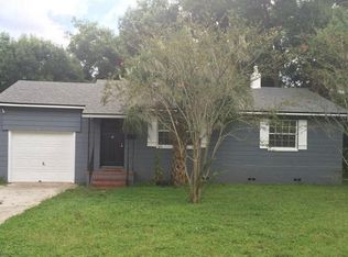 563 Aiken Rd, Jacksonville, FL 32216