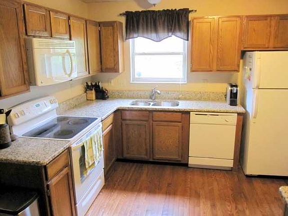 4th image of 1431 Gunderson Ct