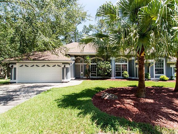 2nd image of 2661 Stonegate Dr
