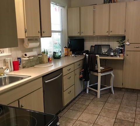 5th image of 840 Buena Vista Ave