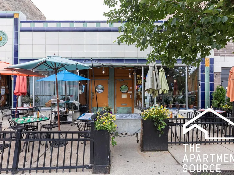 941 W Carmen Ave #106 — Photo 18