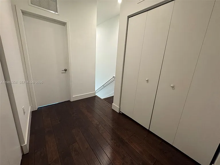 2630 NE 213th St #105 — Photo 10