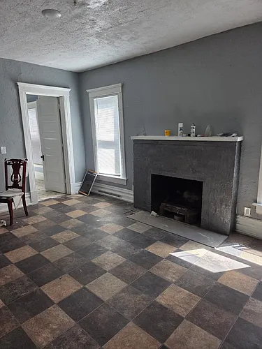 524 N Walnut St Photo 1
