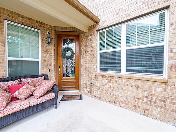 2nd image of 27110 Cardiff Rocks Dr