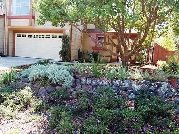 2nd image of 509 Mesa Verde Pl