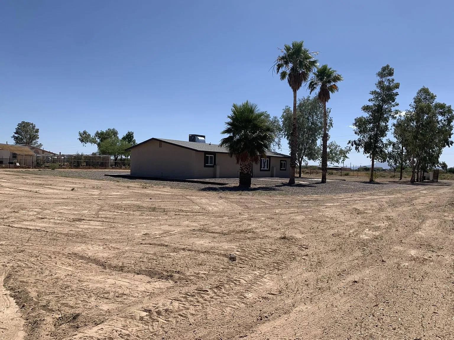 4 bed, 1196 sqft, $1,750 — Photo 4