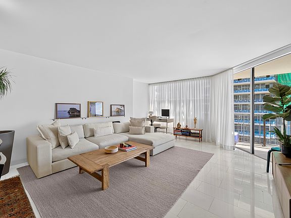 5th image of 1865 Brickell Ave APT A1606