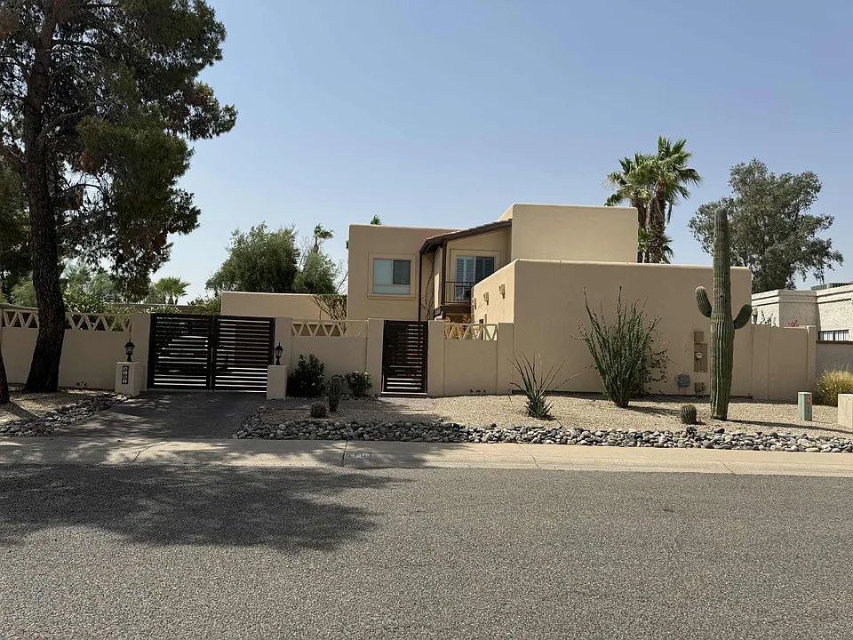 5101 E Karen Dr