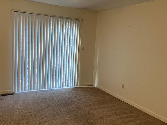 3rd image of 16 Bel Air Dr APT 1308