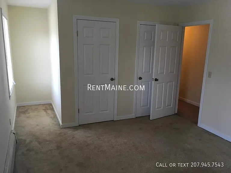 63 Valley View Ln #C — Photo 11