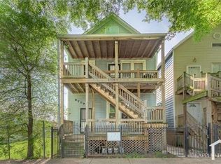 8709 S Exchange Ave #2F, Chicago, IL 60617