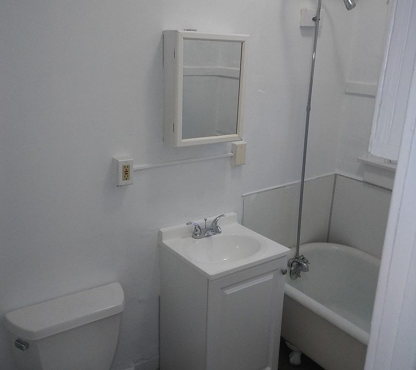 1st image of 743 10th Ave #5