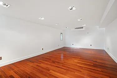 Rented by Nest Seekers International