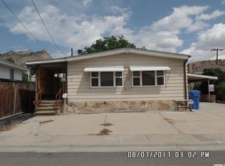 52 Palmer St, Helper, UT 84526