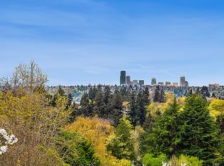 9611 Evergreen Dr, Bellevue, WA 98004