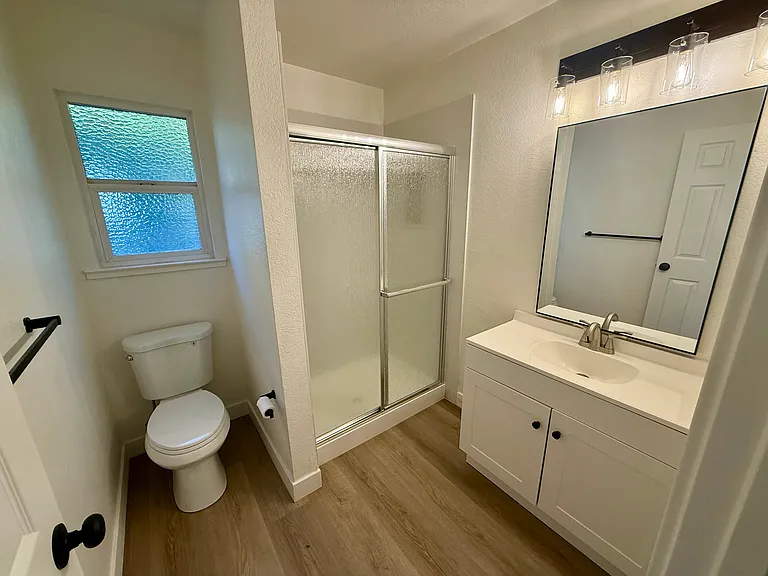 2 bed, 2.0 bath, 980 sqft, $2,200 — Photo 8