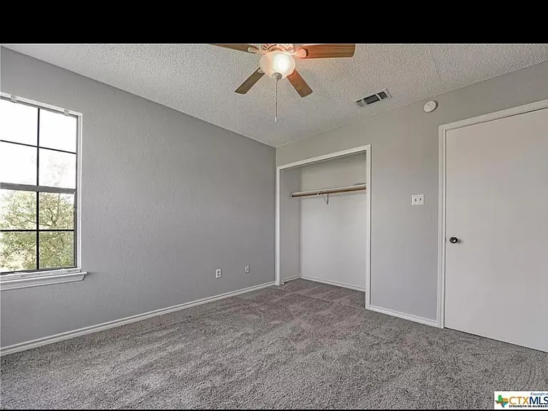 3300 Lois Ln — Photo 25