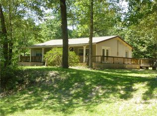 670 Lumbermans Rd, Onalaska, TX 77360