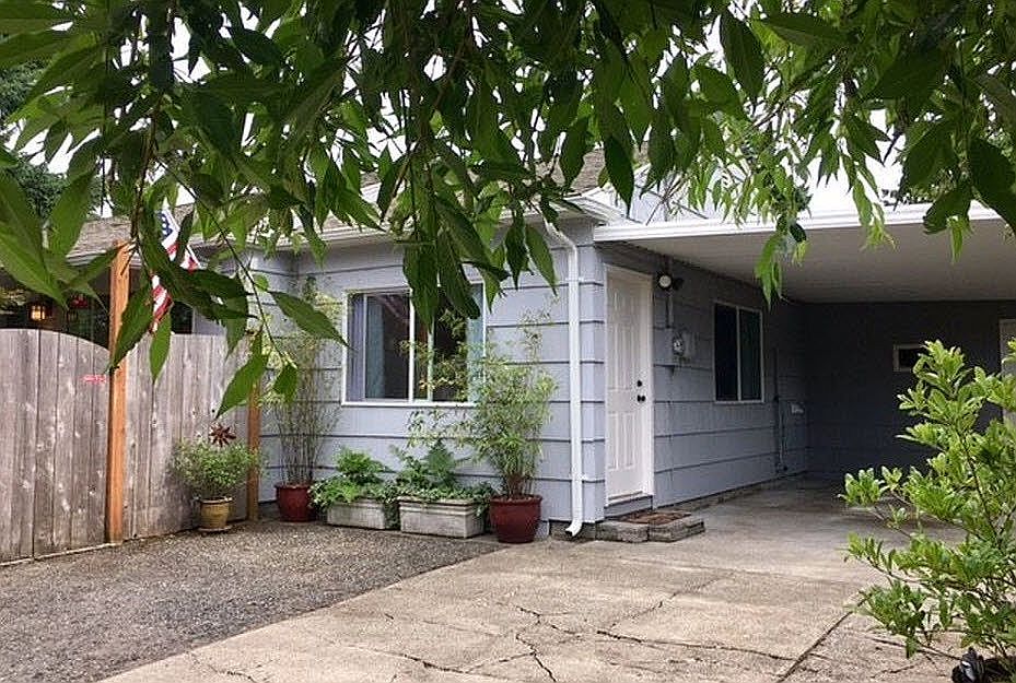 1st image of 6712 Sacramento St SW