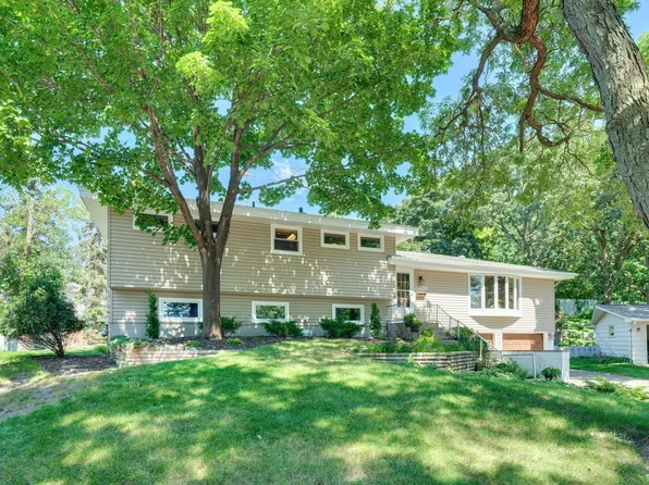 8409 York Ave S, Minneapolis, MN 55431