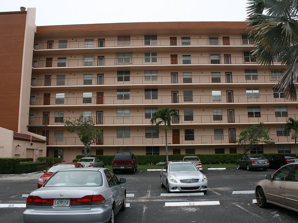1st image of 14671 Bonaire Blvd APT 407