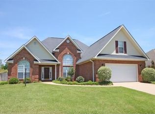 112 Finch Dr, Kathleen, GA