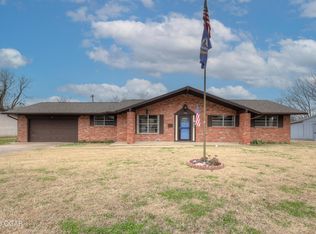 1015 Quail Creek Dr, Miami, OK 74354