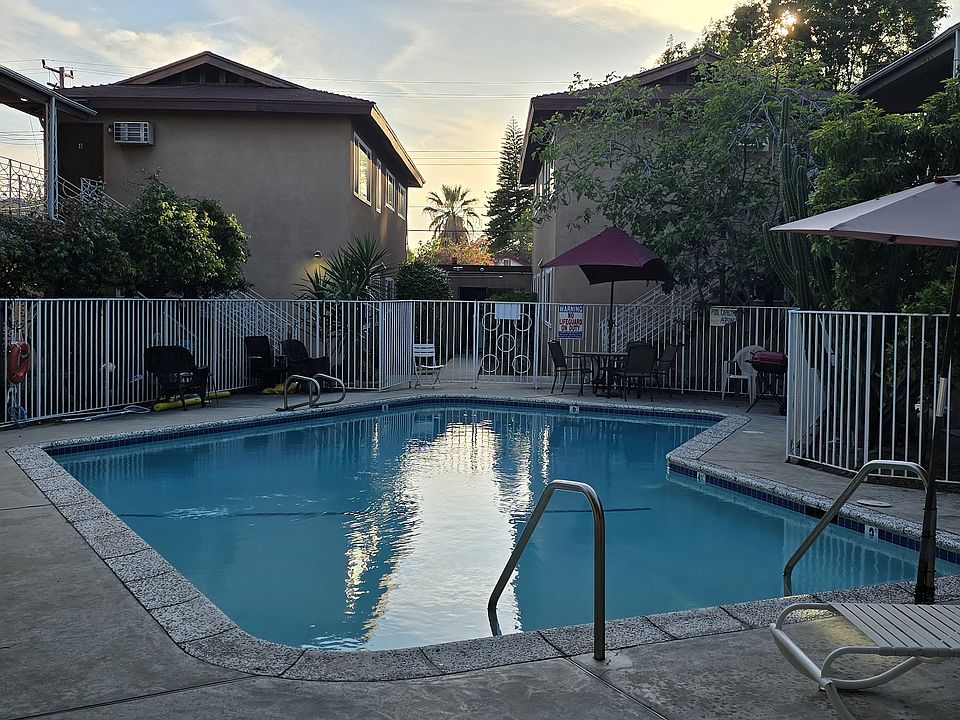 Pool View Afternoon
