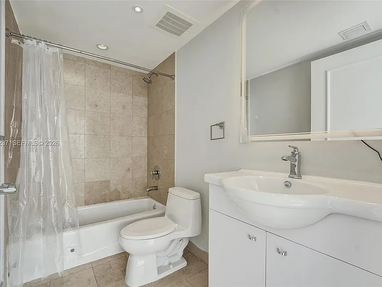 1830 S Ocean Dr #1502 — Photo 34