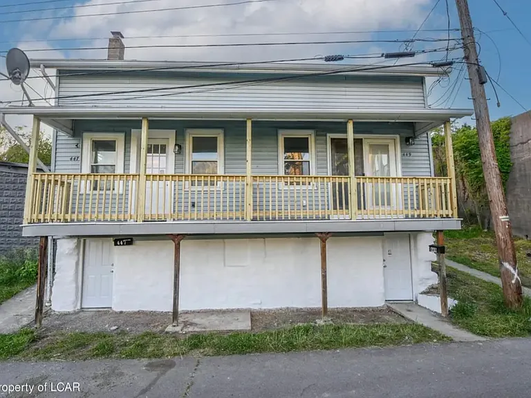 449 Moss St #1 — Photo 2