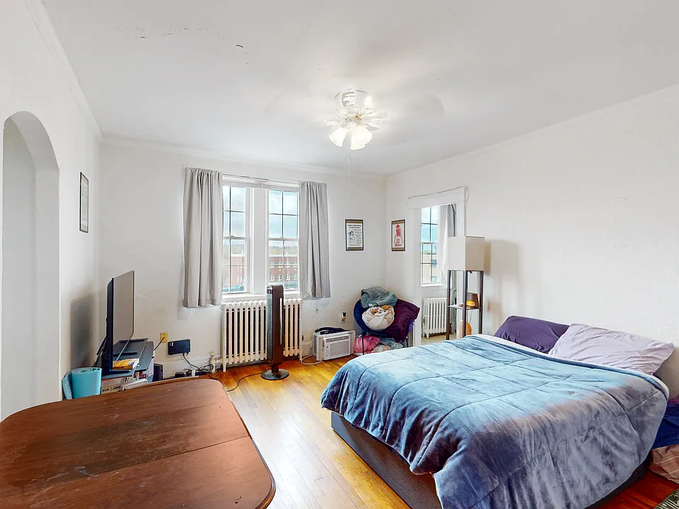 15 Governors Ave #22