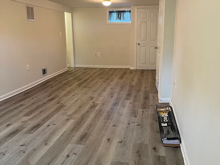 48 Spring Ln — Photo 34
