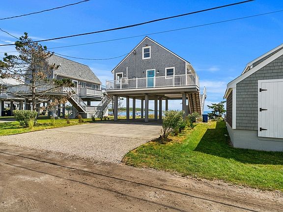 3rd image of 4 Union Ave