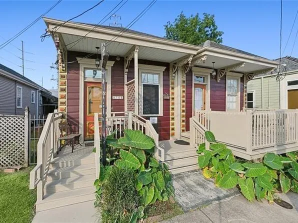 8708 Oak St, New Orleans, LA 70118