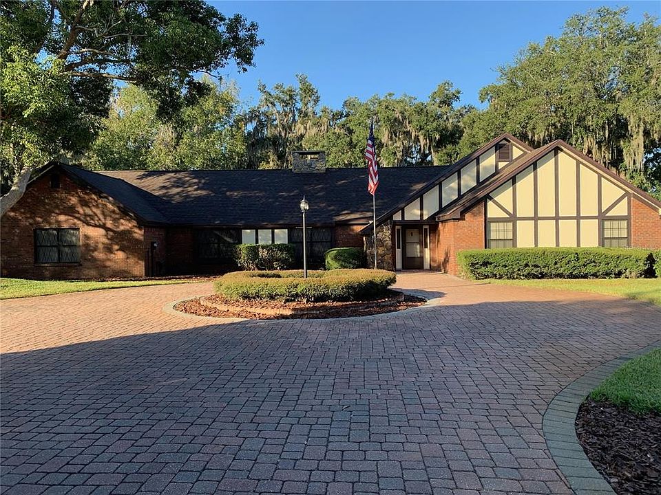 1st image of 921 CRESTVIEW DRIVE