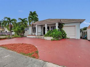 652 SE 8th St, Hialeah, FL 33010